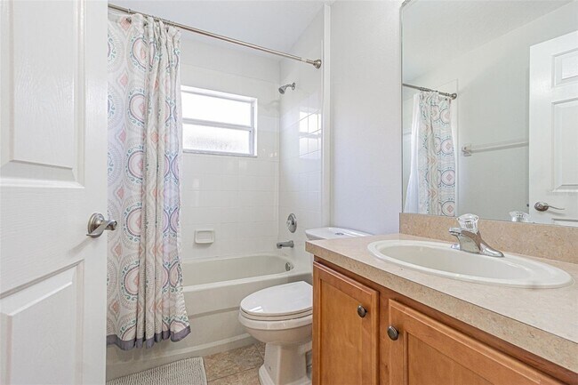 Building Photo - 9608 Rolling Cir