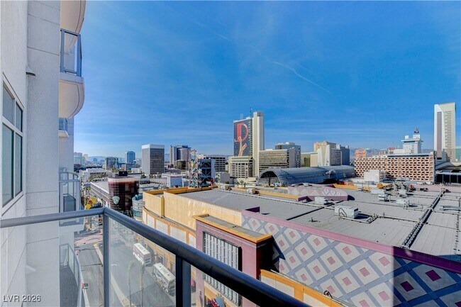 Building Photo - 150 S Las Vegas Blvd