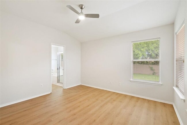 Building Photo - 437 Sweet Leaf Ln