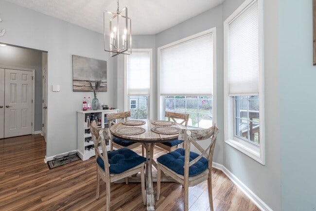 Building Photo - Detached 3 bedroom home in Villages of Westminster