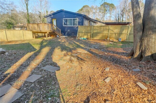 Building Photo - 3119 Piper Dr