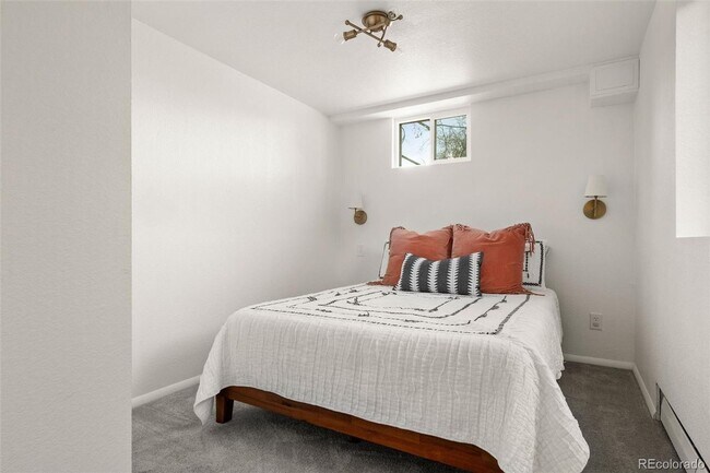Building Photo - Incredible 4 bedroom home in Virginia Vale