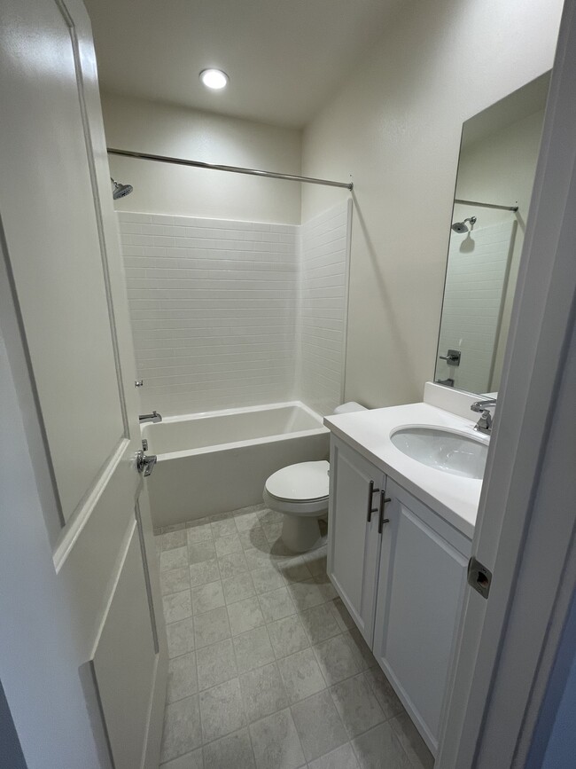 Shared Bathroom - 2524 S Escondido Blvd