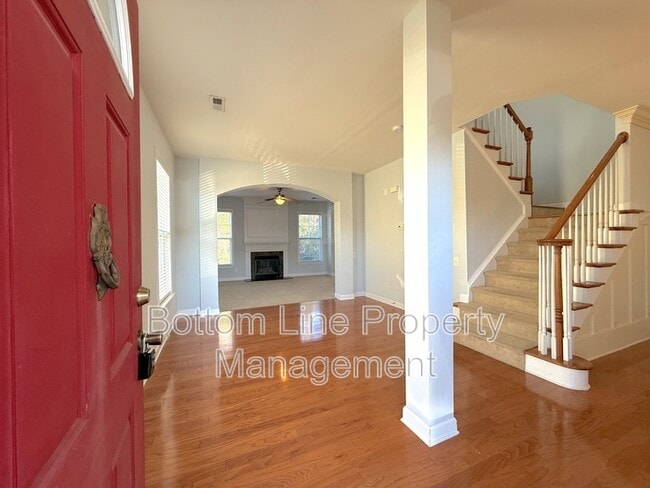 Building Photo - 2420 Early Flight Dr