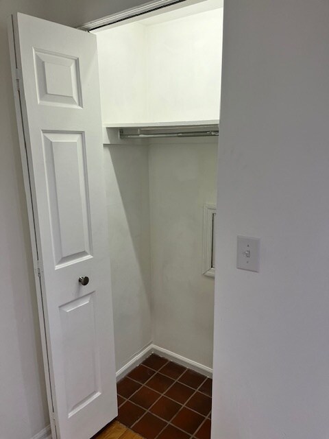 Building Photo - 303 Hudson Ave
