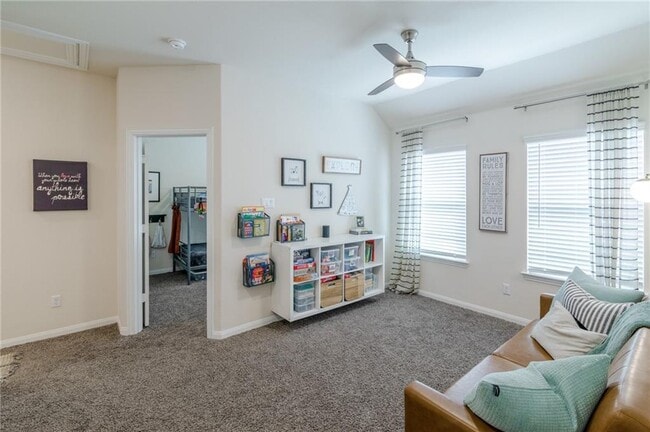 Building Photo - 219 Prato Pl