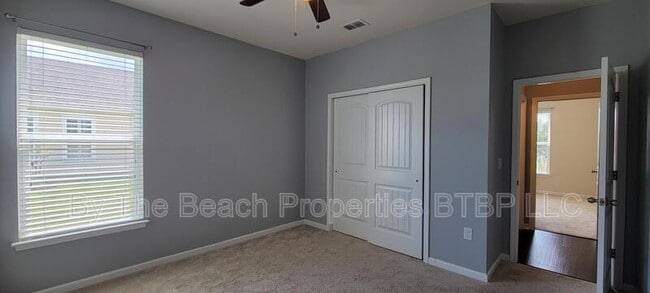 Building Photo - 1072 Caprisia Loop