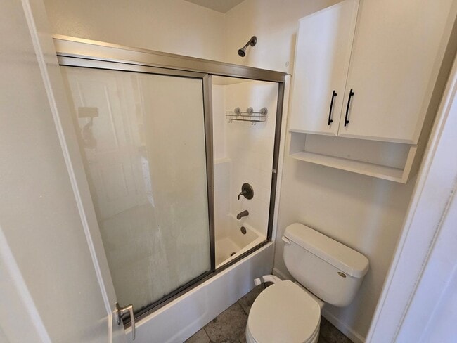 Building Photo - MOVE-IN SPECIAL: 1/2 off 1st month's rent! 2bd 2 ba Condo w/Garage