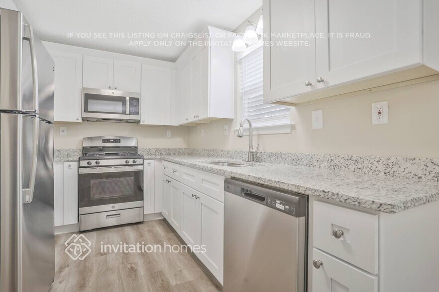 Building Photo - 282 Seals Dr