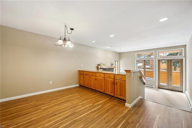 Building Photo - McCloud 2 bedroom