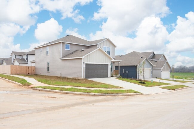 Building Photo - 4 Weeks Free!!! Like-New 4-Bedroom Home in Elley Lane with Game Room & Office