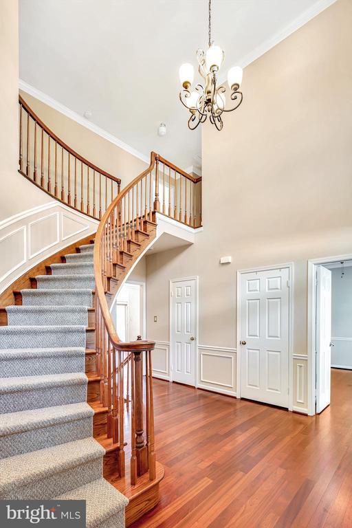 Building Photo - 21102 Raintree Ct