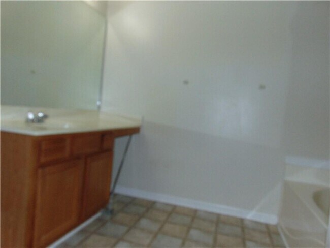 Building Photo - 523 Rockbridge Trail