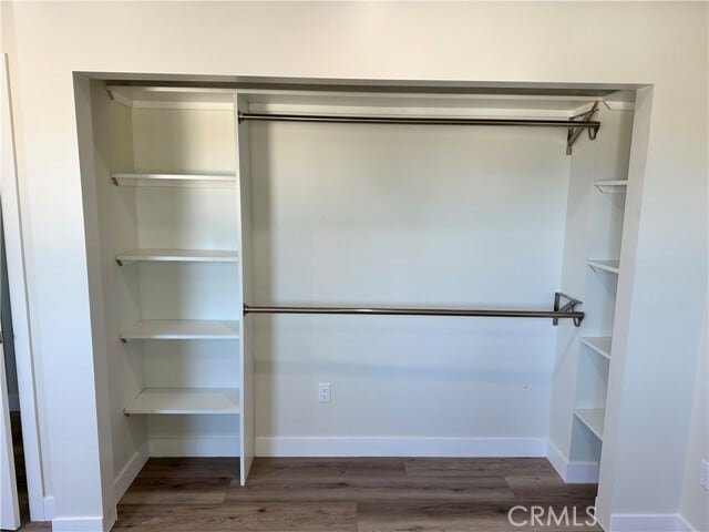 Building Photo - 9585 Woodale Ave