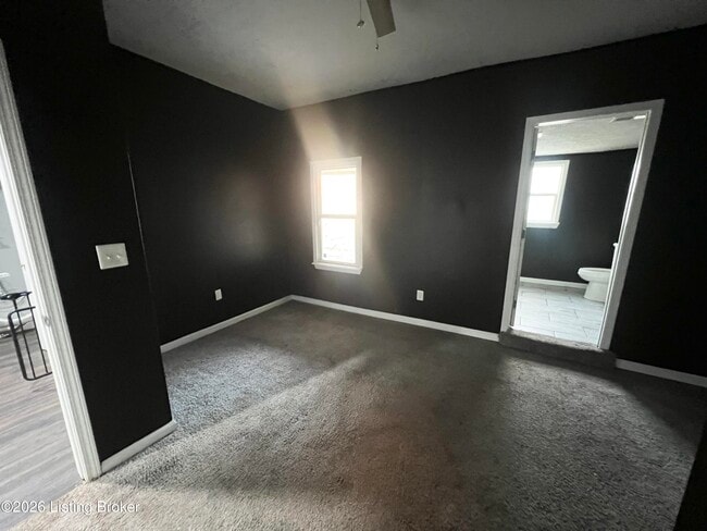 Building Photo - 1107 Logan St