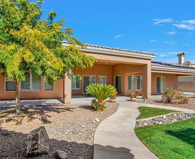 Building Photo - Luxury Home at Stonebrook Estates-Gated Community- 4 Bedrooms, 5 Bathrooms