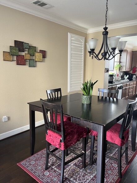 Dining - 590 Selby Ln