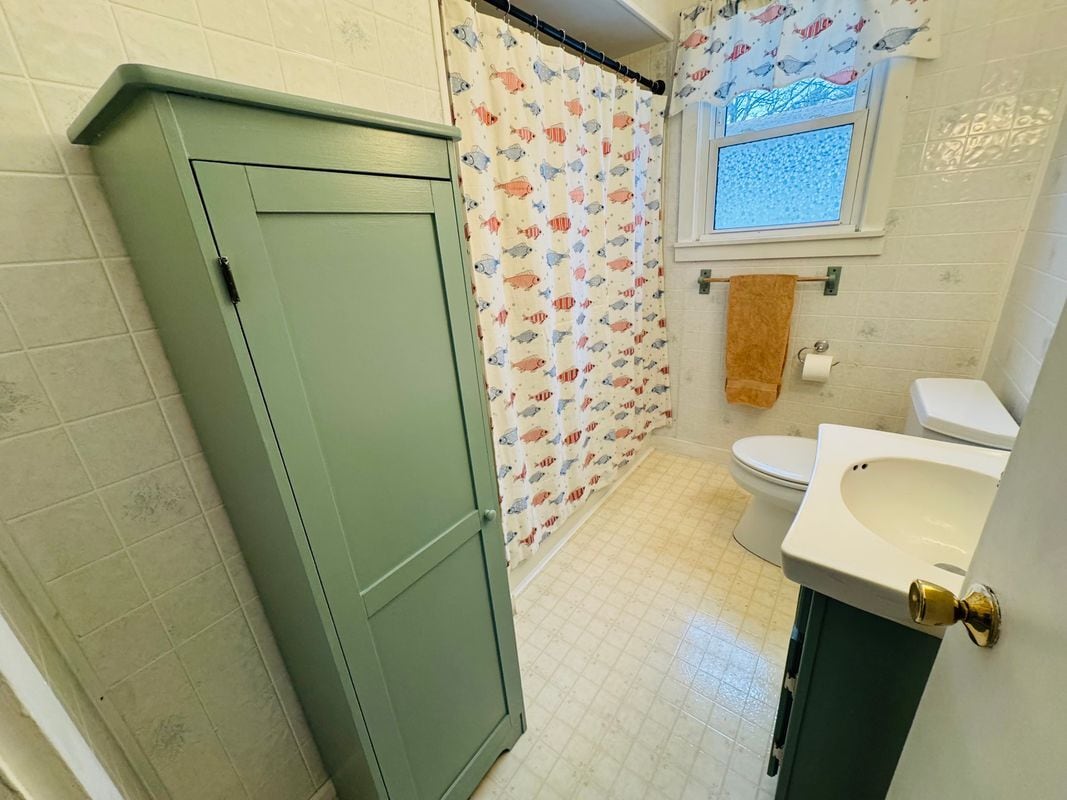 Building Photo - 70 Cedar St