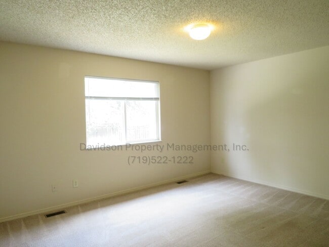 Building Photo - Wonderful 3-bedroom Rancher in Fountain