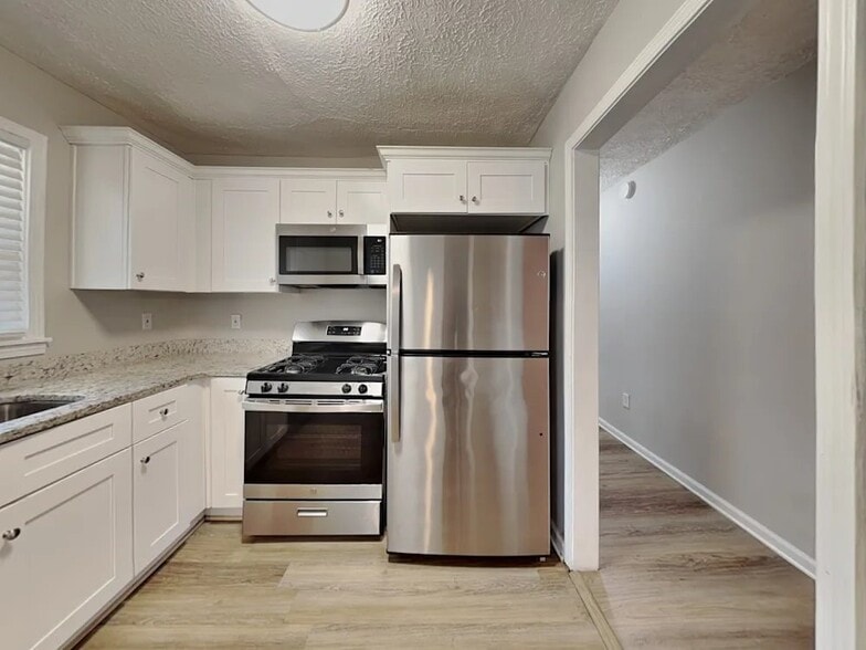 Building Photo - 4174 Renfrew Ct SW