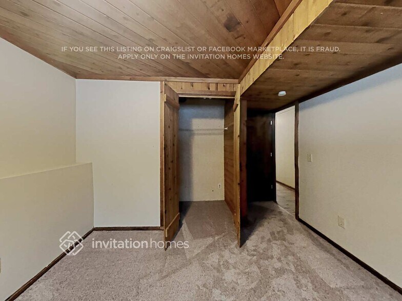 Building Photo - 2708 83rd Ln N