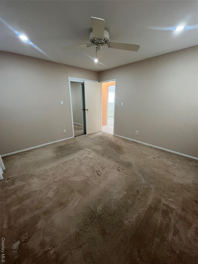 Building Photo - 27 Douglass St