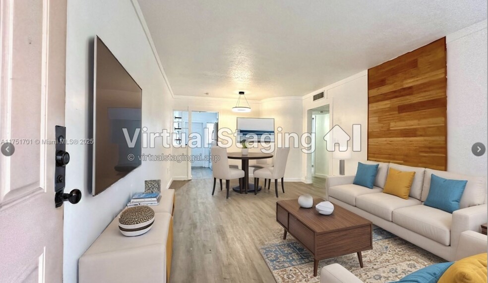 Building Photo - 3670 SW 10th St