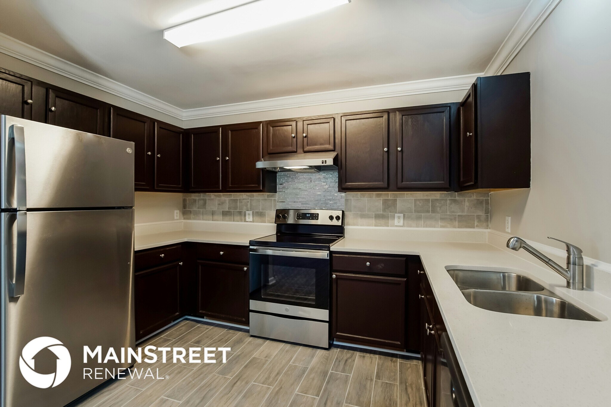 Building Photo - 639 Bullhart Dr