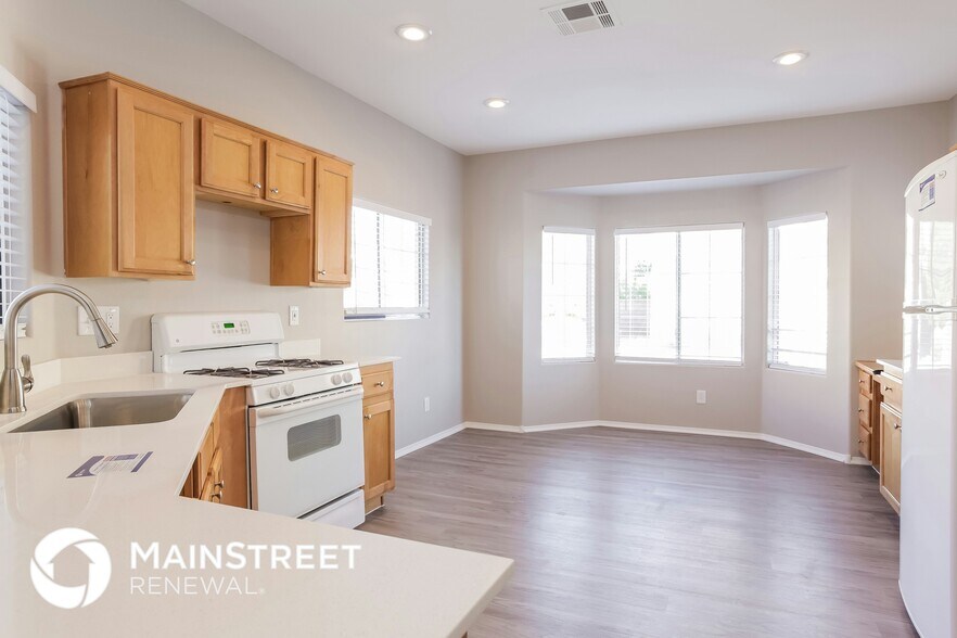 Building Photo - 10521 West Table Lands Court