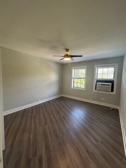 Building Photo - 730 Judson Ave