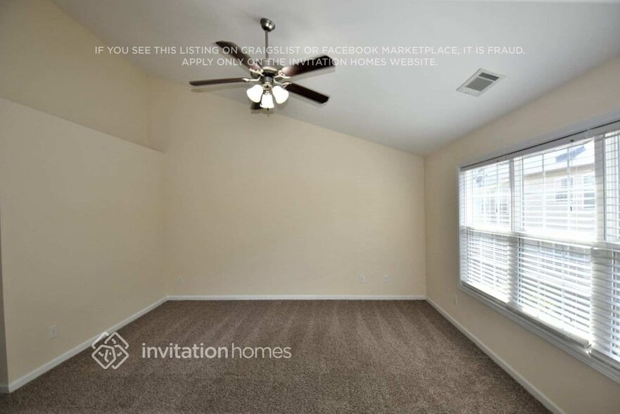 Building Photo - 5519 Chatham Cir NW