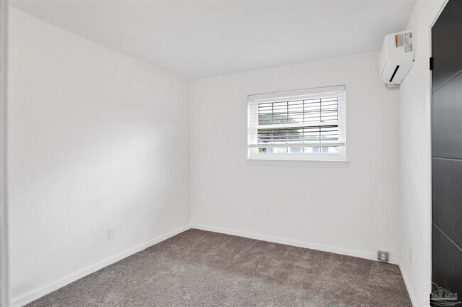 Building Photo - 51 Adkinson Dr