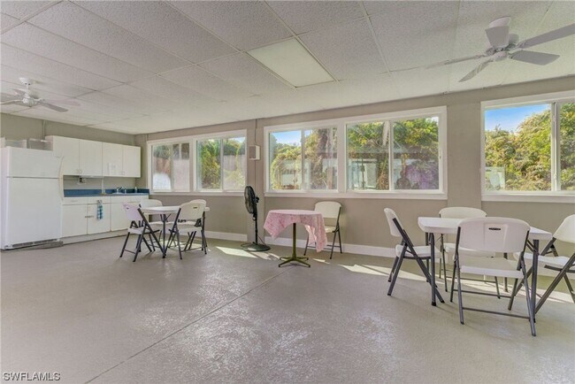 Building Photo - 55+ Charming first-floor condo nestled in the serene Fairways 3 Condominiums