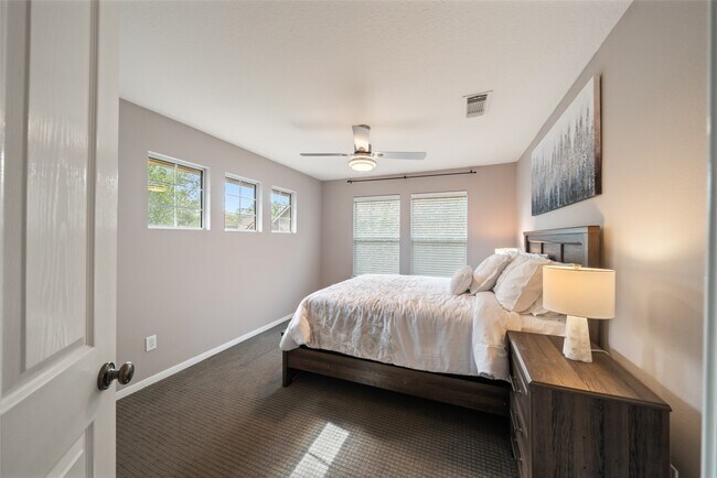 Building Photo - 21 Stone Creek Pl