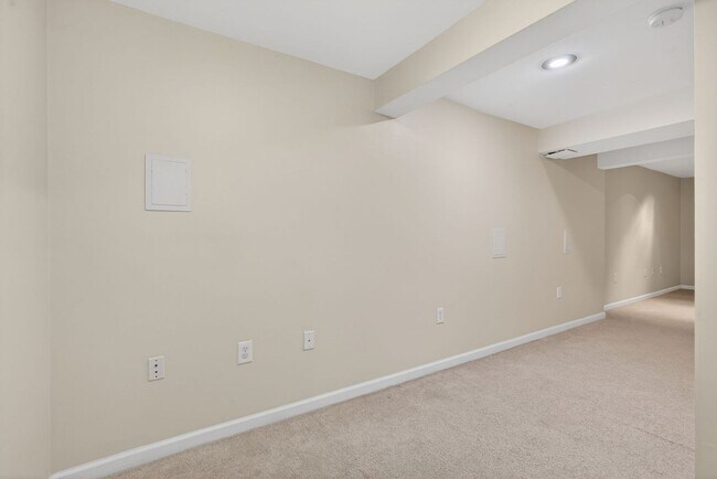 Building Photo - Beautiful 3 Bedroom, 3 Bath Single-Family Home in Wentzville