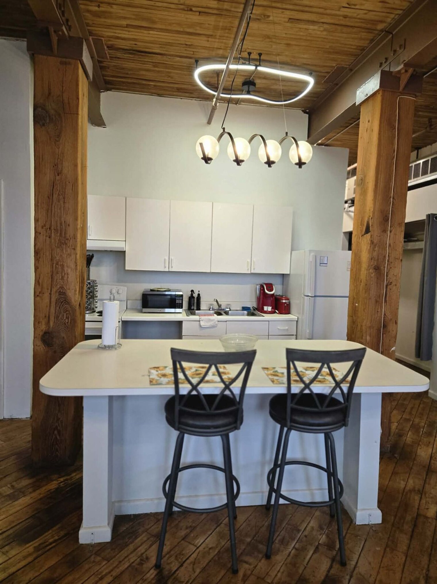 Building Photo - 227 Iron St