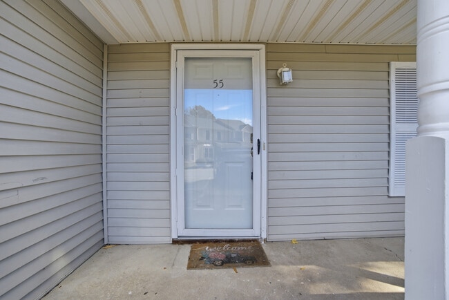 Building Photo - 55 Treasure Key