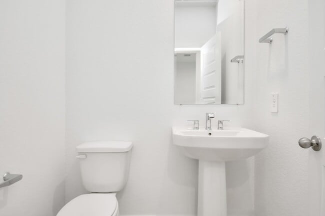 Building Photo - 3843 Pierce Pl Ln