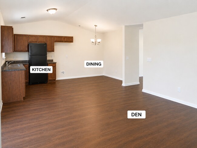 Building Photo - 42 Amber Dr