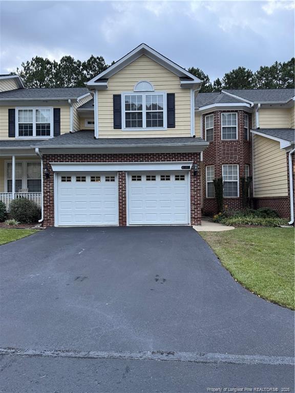 Primary Photo - 29 Hawk Ridge Dr