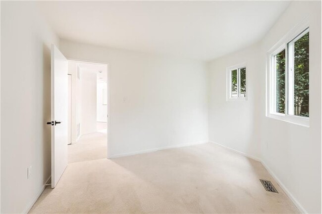 Building Photo - 11916 Moss Point Ln