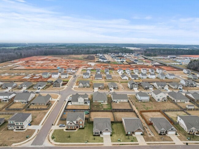 Building Photo - Like-New 3BR Home in Brookhill Landing Near Downtown Athens & I-65