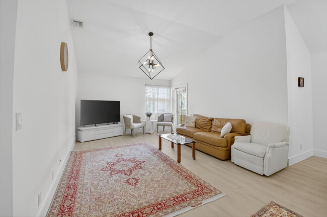 Building Photo - 5328 Buckhead Cir