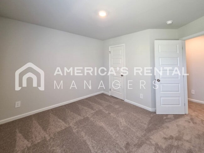 Building Photo - New Construction! Spacious Dual Level Townhome with Attached Garage for Rent in Decatur, AL! DEPO...