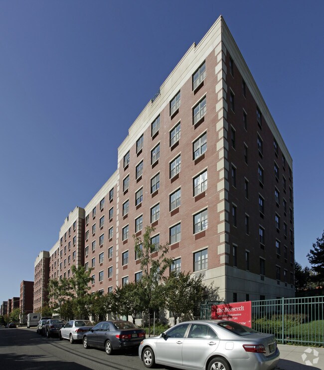 Building Photo - The Roosevelt