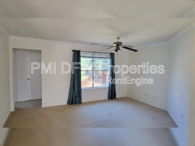 Building Photo - 822 Kipling Dr