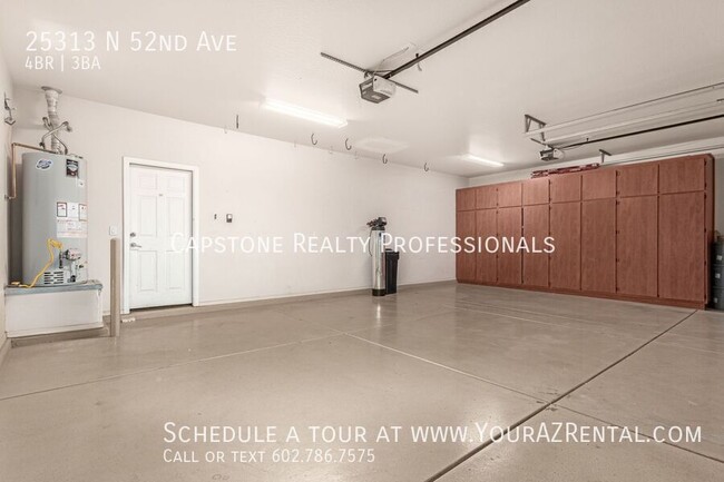Building Photo - 25313 N 52nd Ave