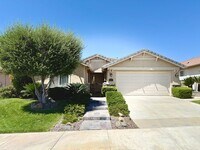 Building Photo - Four Seasons 55+ – Beautifully Upgraded wi...