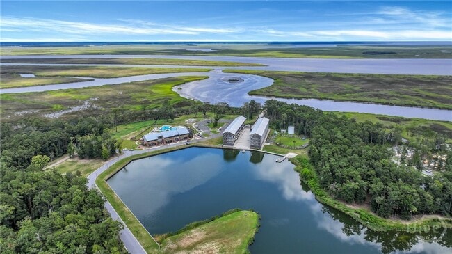 Building Photo - 147 Higginson Dr