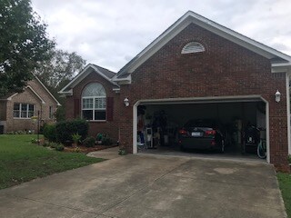 Building Photo - 229 Lakemere Dr